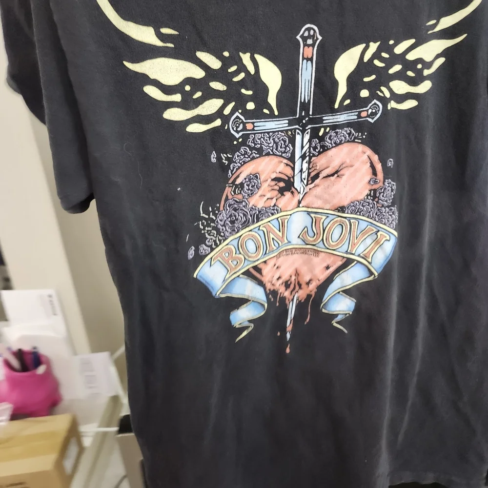 Bon Jovi Graphic Black Tee - Short Sleeve - Picture 2 of 3